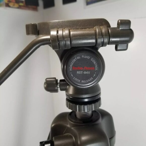 Radio Shack Camera Tripod RST-84V Photography - Pre-Owned - Picture 5 of 5